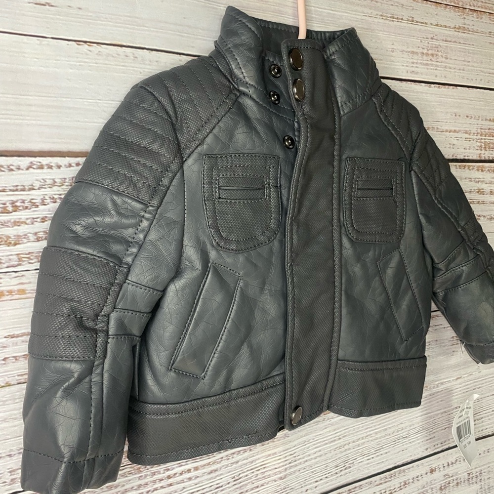 Urban republic baby boy moto leather jacket. Size 3/6M - Picture 3 of 9